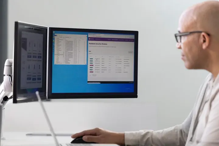 Entrust nShield as a Service용 데이터센터